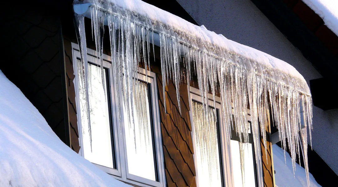 Top 7 motive să instalați ferestre termopan iarna